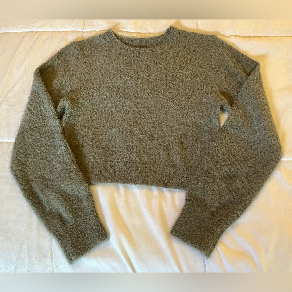 URBAN OUTFITTERS Sweater Womens L Spenser Cropped Eyelash Knit Long Sleeve Gray